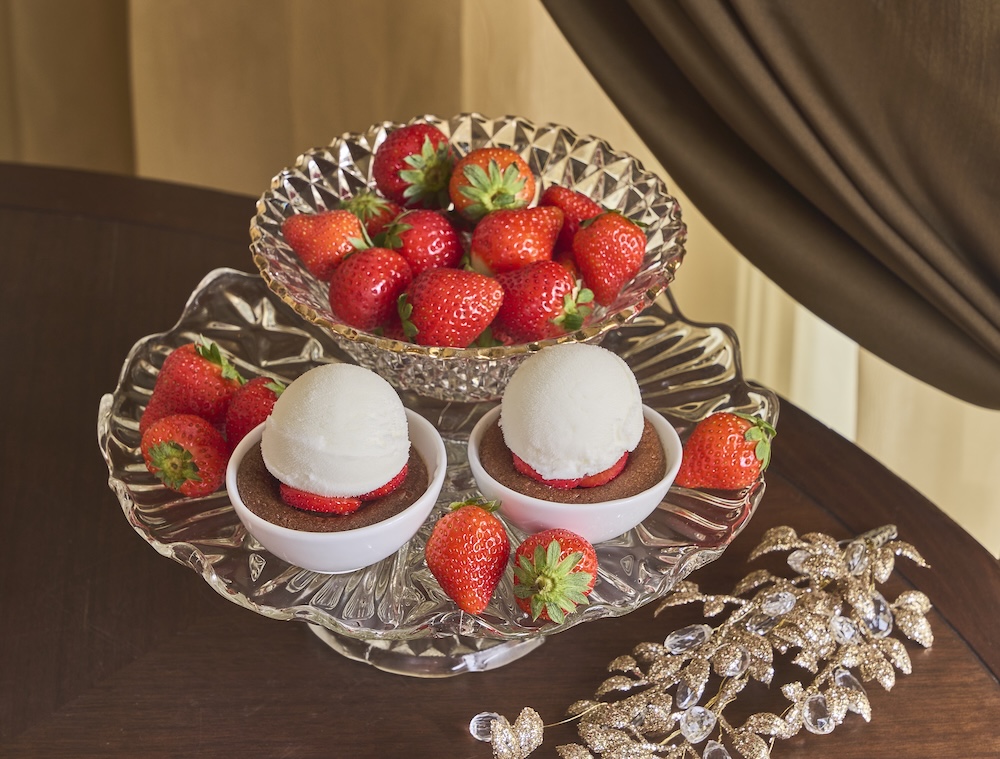 「ストロベリーアフタヌーンブッフェ―サロン デュ ストロベリー―」イメージ