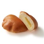 「カカオフルーツのクリームパン」税込み388円