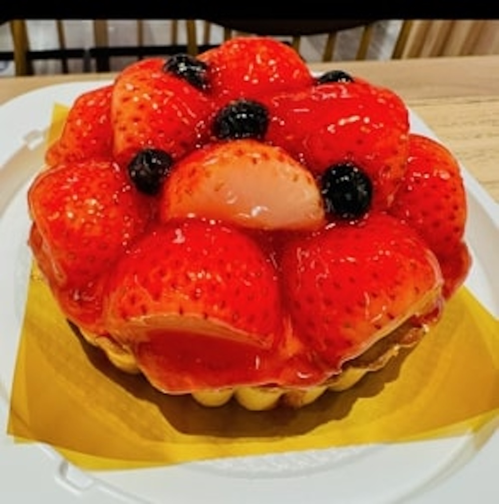 「メロンのしっぽ」の「クリスマス・いちごタルト」2,484円