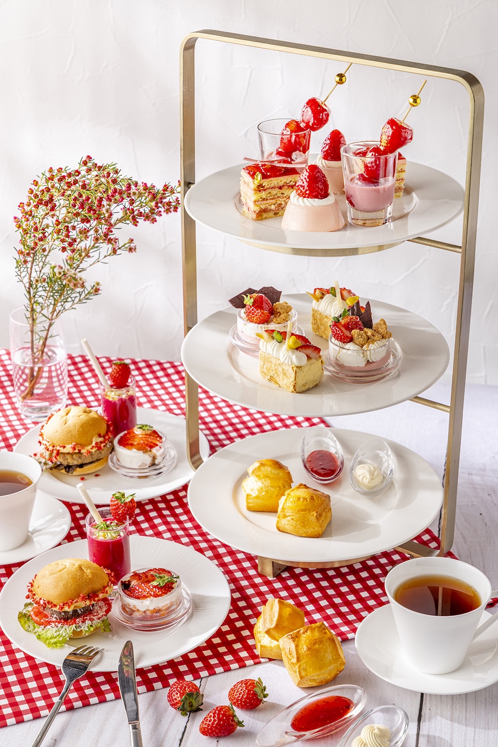 「ストロベリーピュアルージュ アフタヌーンティー」イメージ