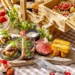 「ミートアフタヌーンティーwithストロベリースイーツビュッフェ」イメージ