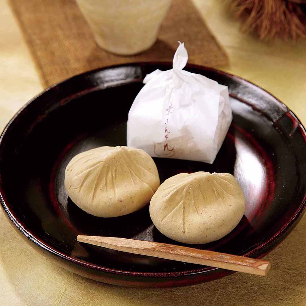 「松葉」の「栗きんとん」3個入り・税込み1,001円
