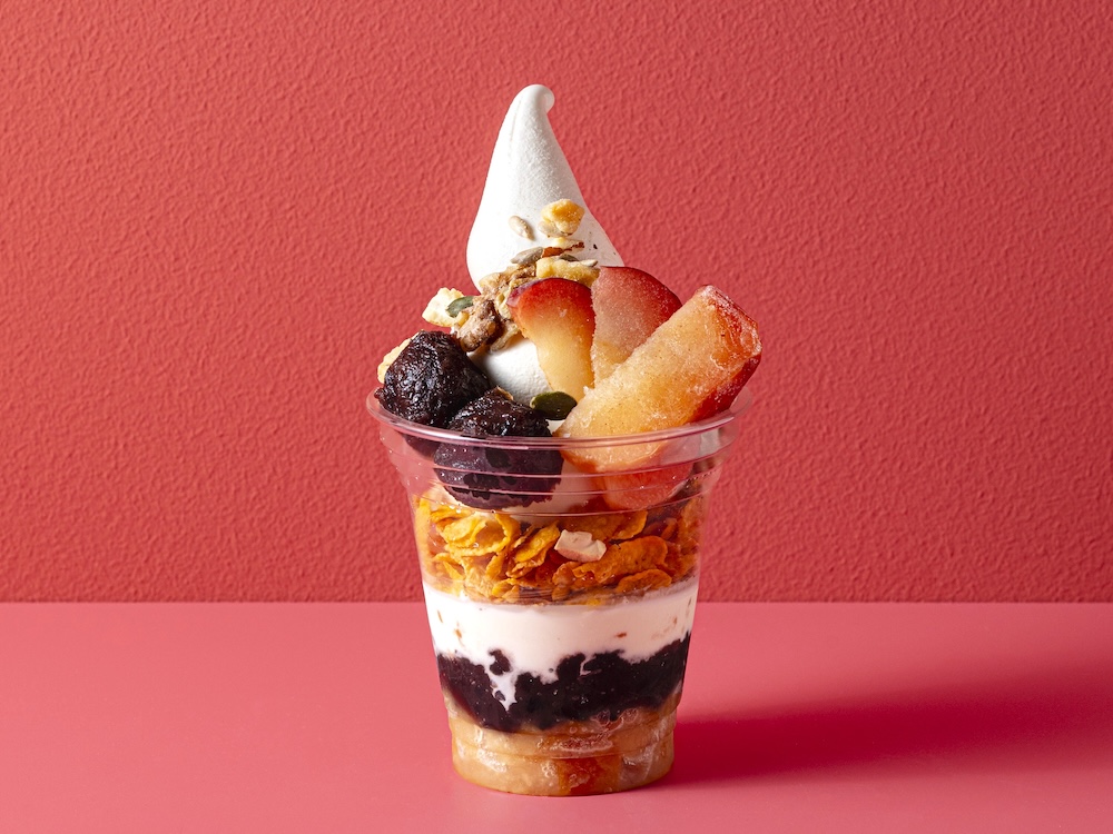 「CITYSHOP」のグランスタ限定「北海道ミルクと焼きりんごの和パフェ」税込み1,080円