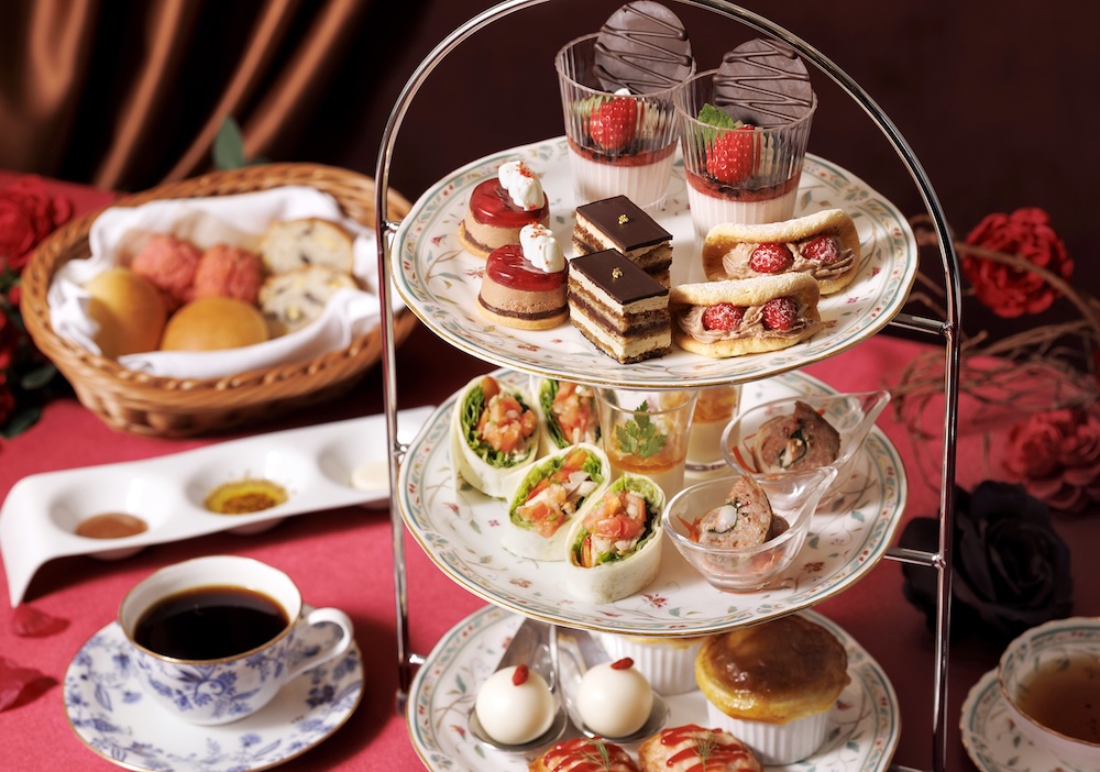 「レッドハーモニー アフタヌーンティーセット」イメージ