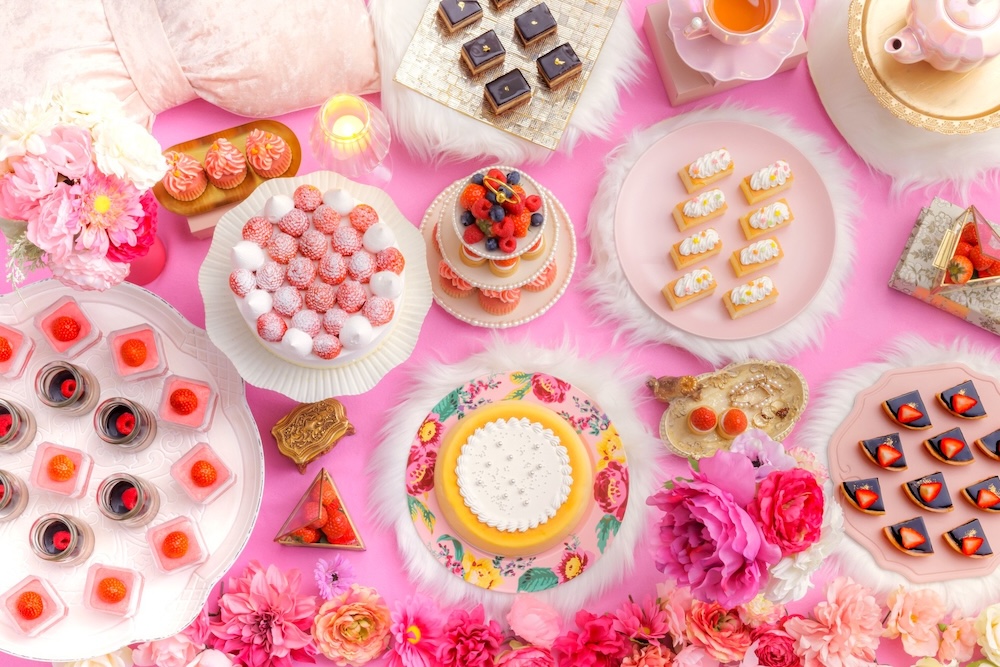 「スーパースイーツビュッフェ2026 ~ホテルでいちご狩り~」イメージ