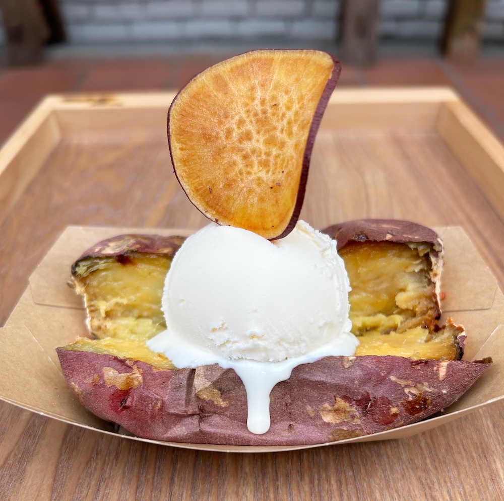 「志のもと」の「焼き芋クリームチーズアイス」税込み900円