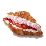 「Petrichor Bakery and Cafe」の「とちあいか®のケーキ風クロワッサンサンド」税込み590円