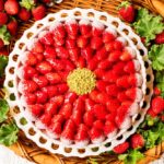 通年販売の「イチゴのタルト」ホール・税込み13,608円（※15～21センチメートルの小サイズあり）