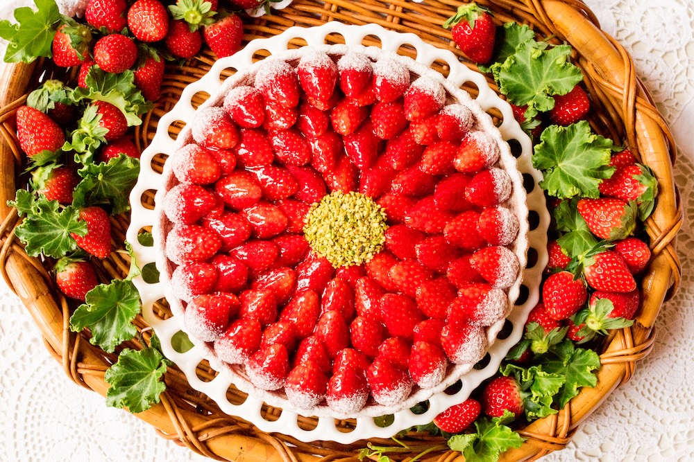 通年販売の「イチゴのタルト」ホール・税込み13,608円（※15～21センチメートルの小サイズあり）