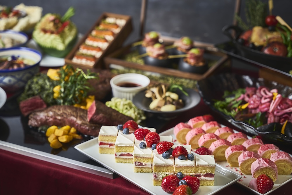 「ランチビュッフェ」税込み6,500円(サービス料含む)