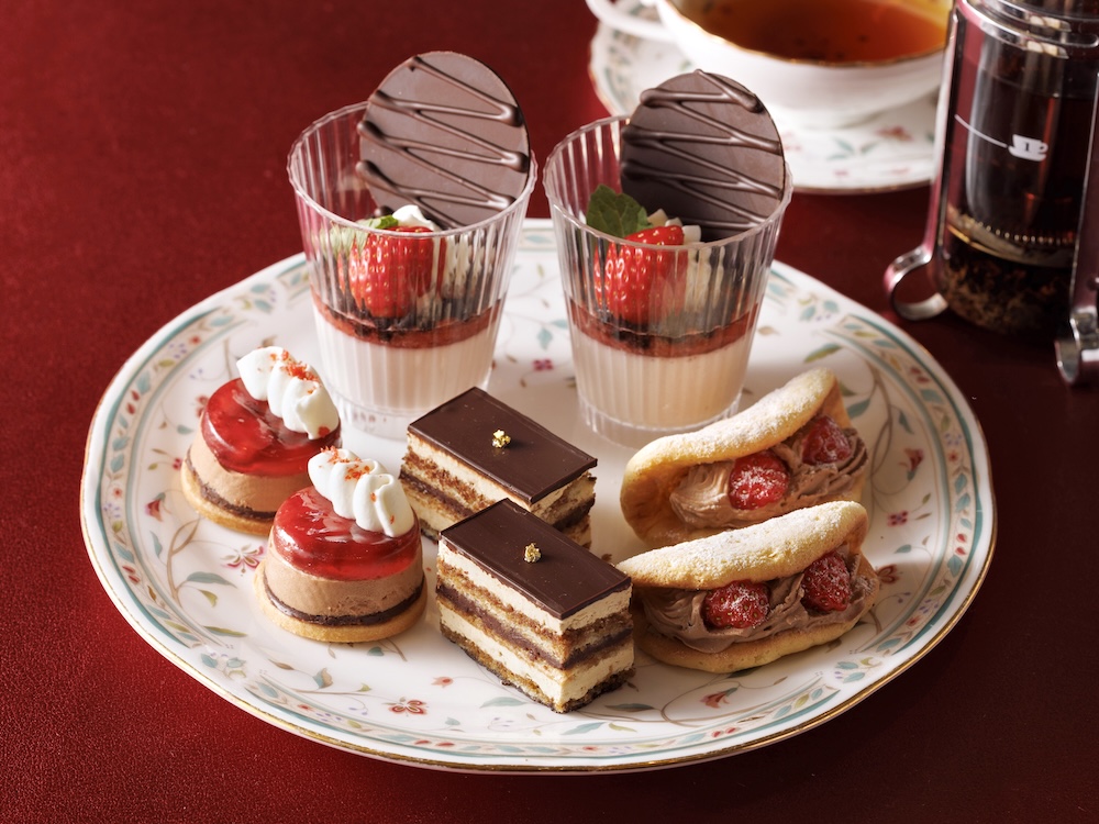 「レッドハーモニー　アフタヌーンティーセット」イメージ