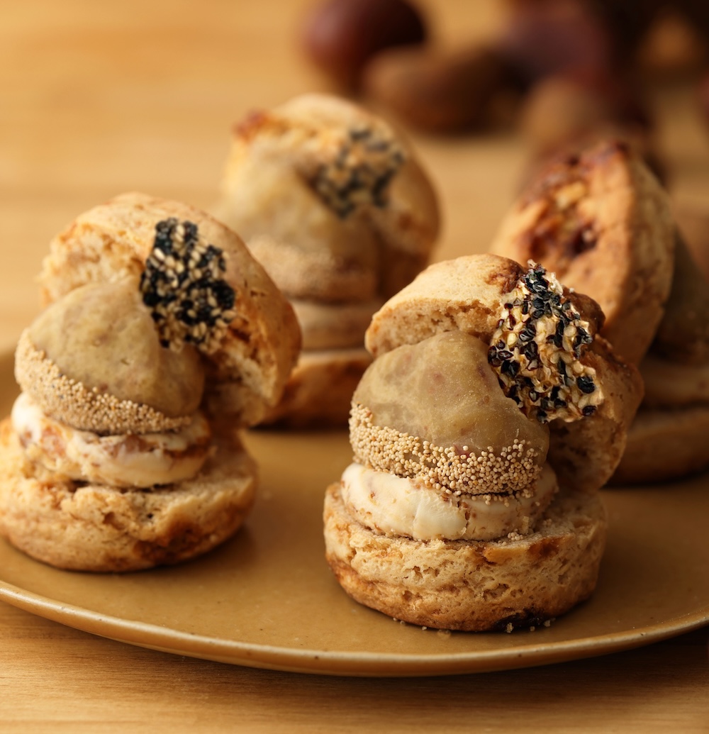 「『笠間の栗』の栗きんとんスコーンサンド」イメージ