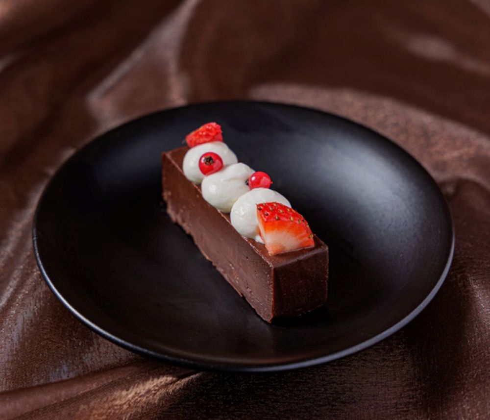 アフタヌーンティー「ストロベリー&ショコラ」イメージ