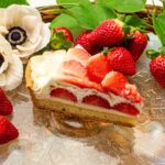 「輪花型 福岡うるう農園産 “あまおう”のフリルクリームのタルト」ピース・税込み1,393円