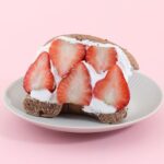 「BAGEL&BAGEL my style plus」にて販売する「あまりん苺のフルーツサンドイッチ」税込み740円