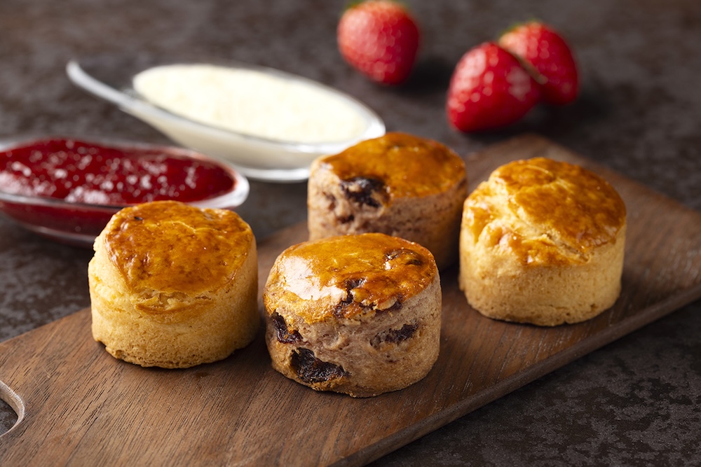 「苺とショコラのアフタヌーンティー」イメージ