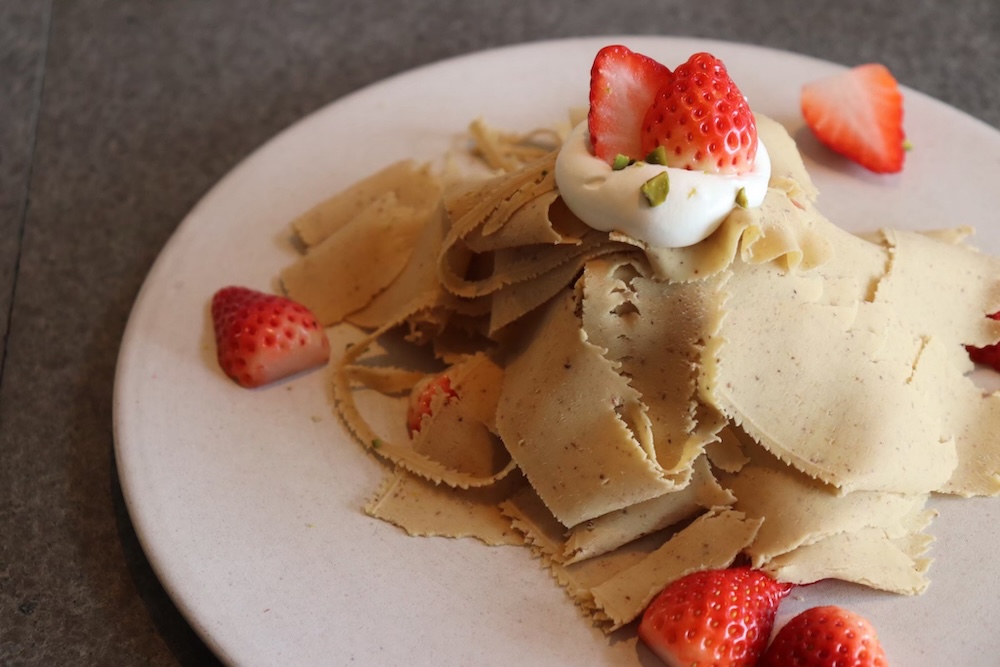 「和栗と季節の果物タルト～国産いちご～」イメージ