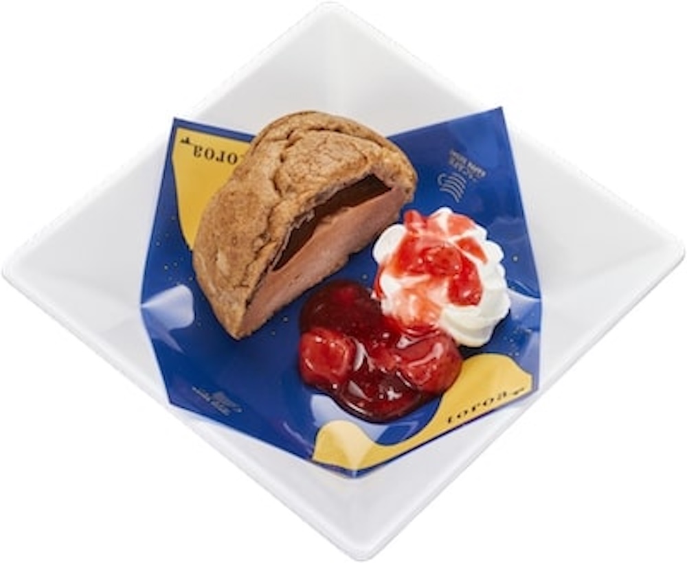 「チョコカスタードアイスシュー&ストロベリーホイップ」イメージ