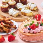 「ストロベリースイーツビュッフェ ～イチゴを堪能する4カ月～」税込み4,000円（サービス料含む）