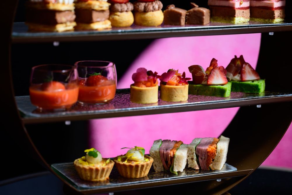 「あまおうバレンタインアフタヌーンティー」イメージ