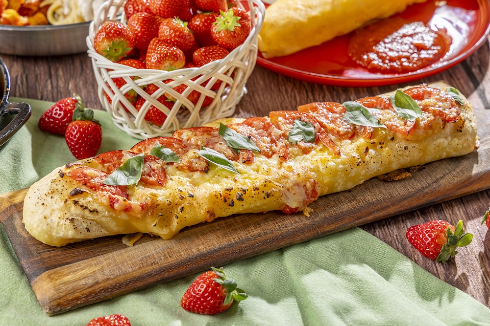 「旬のいちごと生パスタを楽しむイタリアンビュッフェ」イメージ