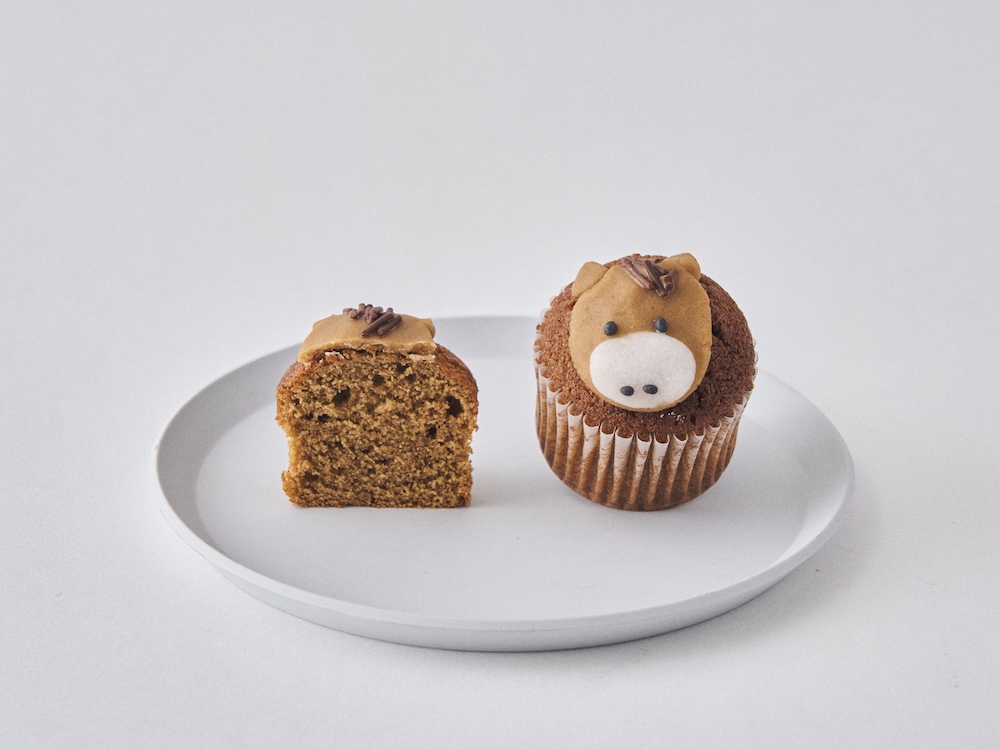 「ベイクド新春 午（うま）カップケーキ」イメージ