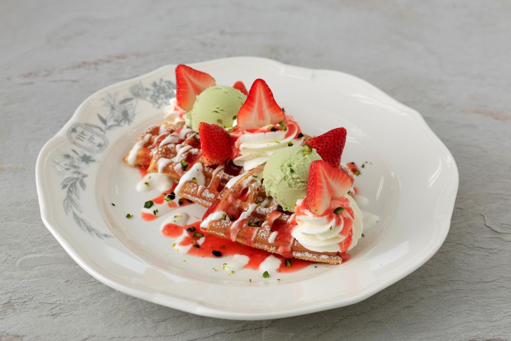 「いちごとピスタチオのワッフル」単品・税込み1,480円