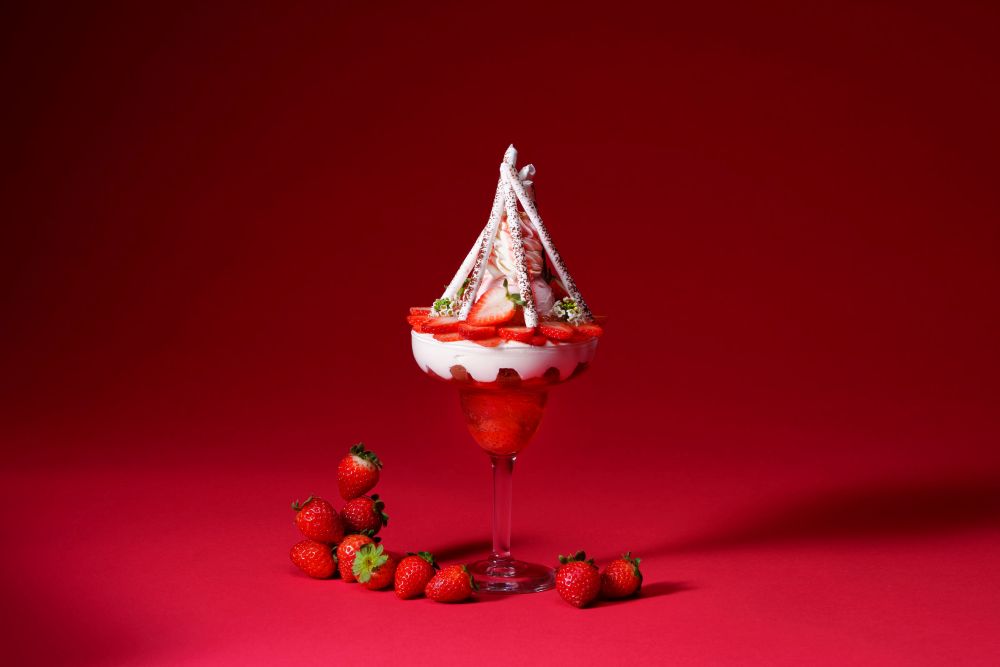 「シーズナルパフェ ～Punky Berry～」税込み3,000円（サービス料含む）