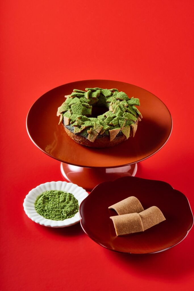 「黒ごま抹茶と八ッ橋」税込み460円