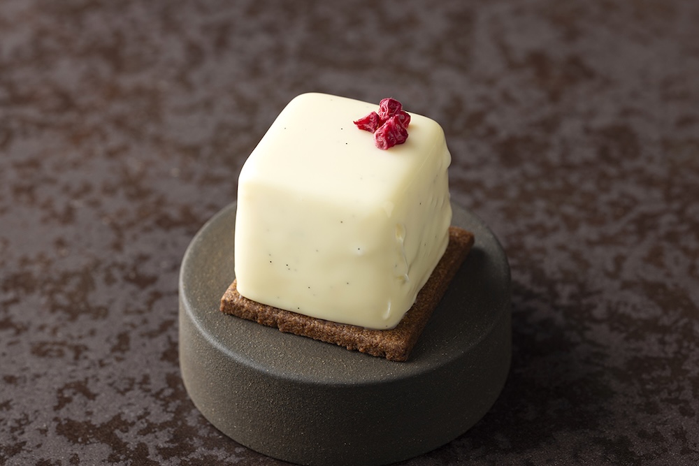 「苺とショコラのアフタヌーンティー」イメージ