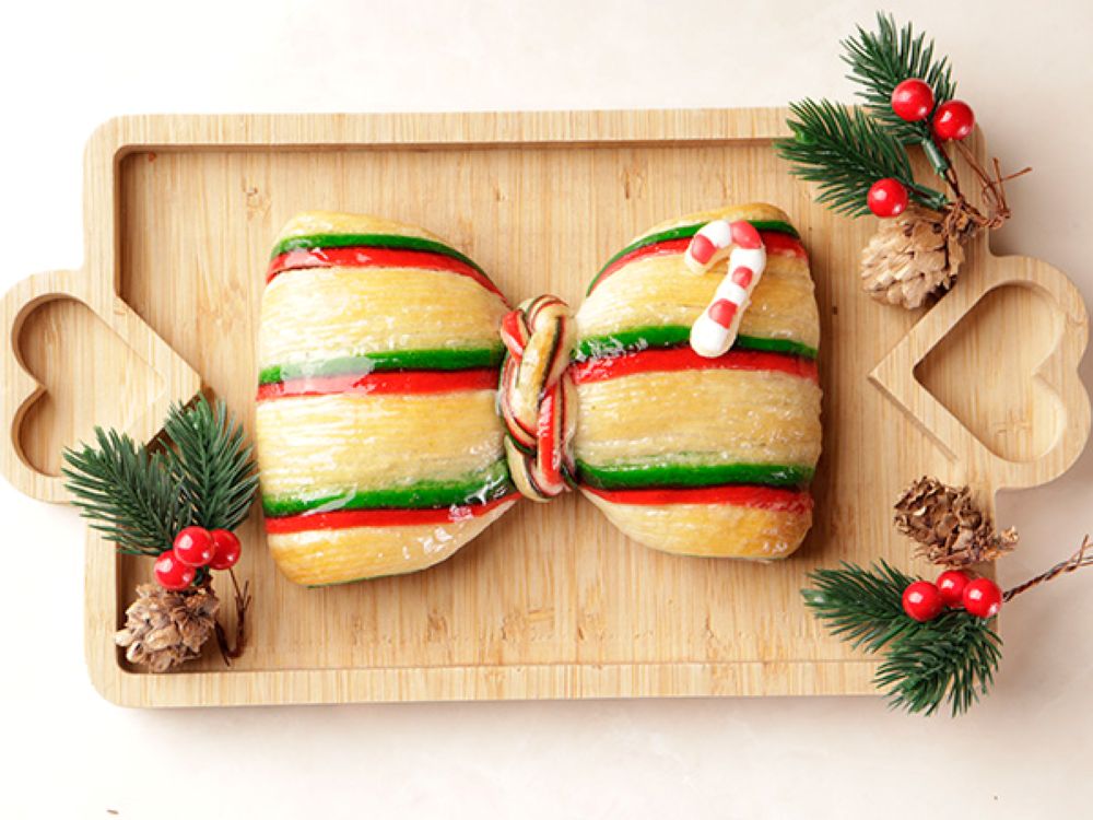 「クリスマス限定リボンクロワッサン」イメージ