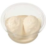 「白いウフマヨ 半熟卵と特製マヨネーズソース」税込み354円(北海道、沖縄県除く)