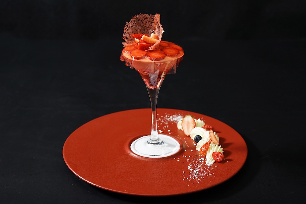 「埼玉県産いちご『あまりん』アフタヌーンティー2026 1st ルージュ・ド・あまりん」イメージ