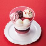2026年1月6日より発売される「いちごとあんこの和パフェ」税込410円(沖縄県除く)