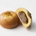 「カカオと梅と求肥のもちもちクリームパン」税込み432円