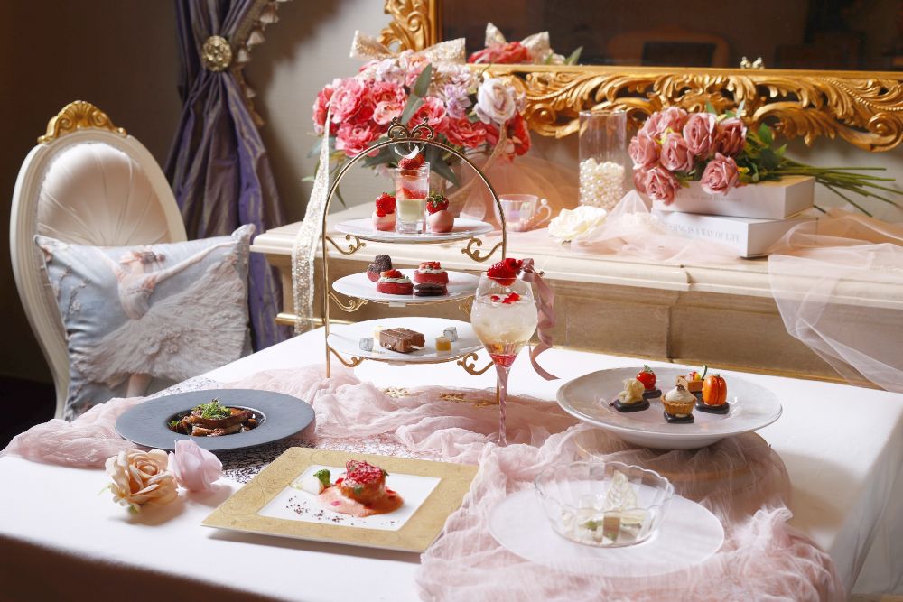 「特別装飾席プラン」ランチ・税込み9,130円、ディナー・税込み11,660円（いずれも別途サービス料）