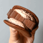 「ちょこばなし」の近鉄本店限定「カカオテリーヌどら焼き」1個・税込み880円