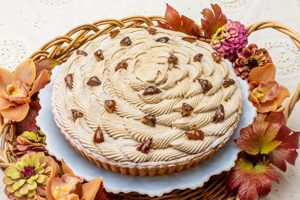 「クリスマスモンブラン」ピース・税込み1,198円、ホール・税込み6,814円〜