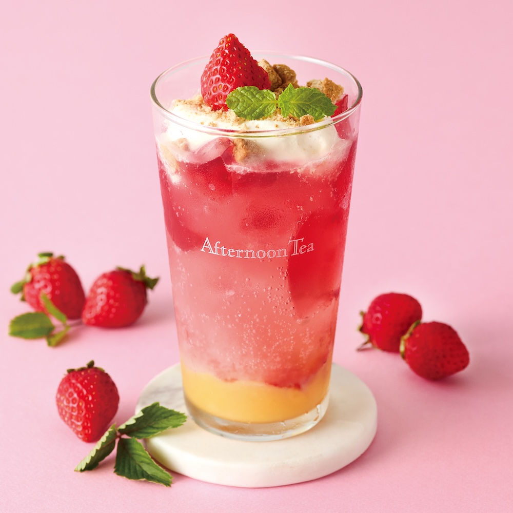 2026年1月8日〜3月4日に販売される「ストロベリーハイビスカスのチーズクリームティー」税込み1,200円