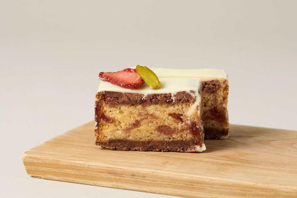 「ガトーショコラ ソフト 苺-いちご家めい-」イメージ