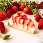 12月26日〜2026年2月15日に販売される「特選 静岡県産 “紅ほっぺ”のタルト」ピース・税込み1,998円