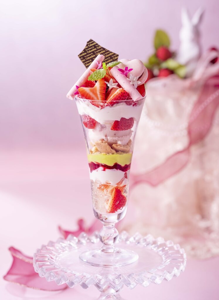 「春のいちごパフェ」イメージ