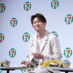 「とろ生チーズケーキ」を食べる綱啓永さん