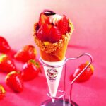 テイクアウト向け「自社農園苺のブリュレパルフェ」税込み702円