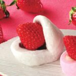 「自社農園苺かんなひめの大きな苺大福 粒餡」税込み194円