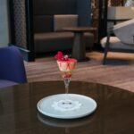 「⼋丈島⿊酢レモンジャムと苺の小さなグラスパフェ」イメージ