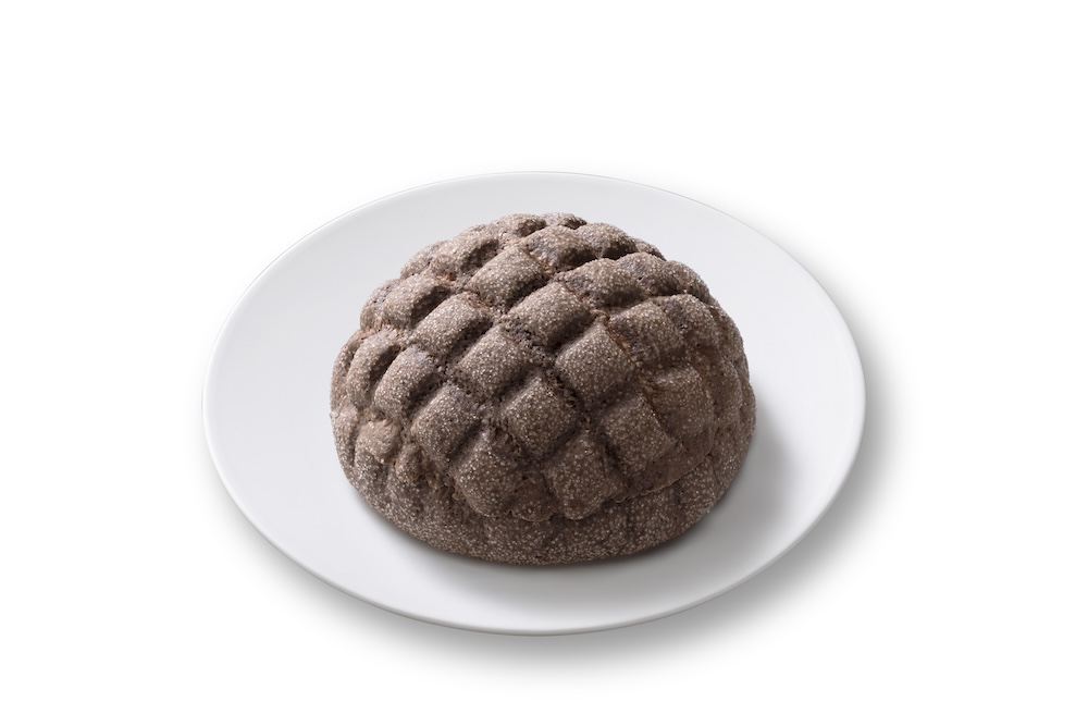 「ヘーゼルナッツのショコ数量限定ラメロンパン」税込み198円（沖縄県では価格・仕様が異なる）