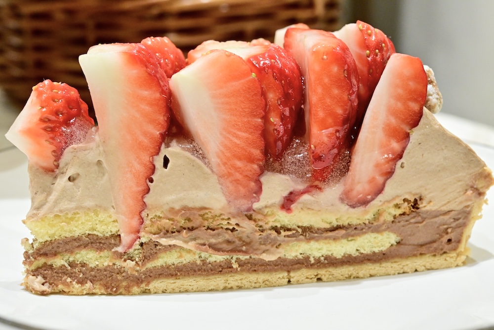 「特選 静岡県産”紅ほっぺ”とチョコレートクリームのタルト」イメージ