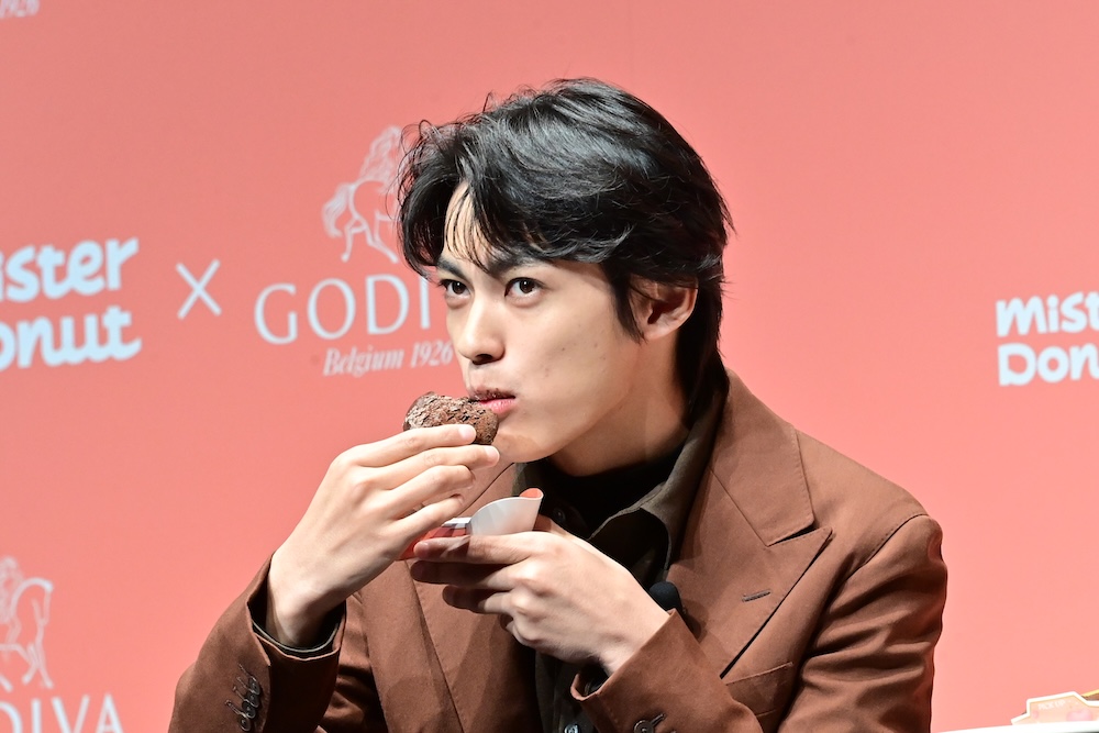 「Mister Donut×GODIVA」新商品発表会の様子