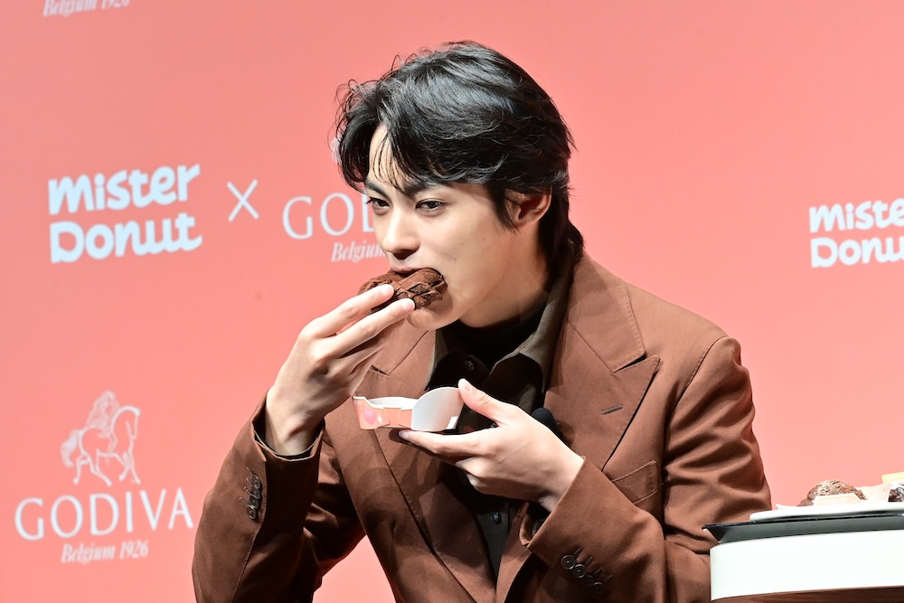 「Mister Donut×GODIVA」新商品発表会の様子